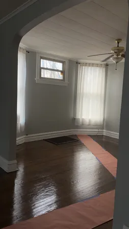 $2,000 | 5455 West Iowa Street, Unit 1, Chicago, IL 60651