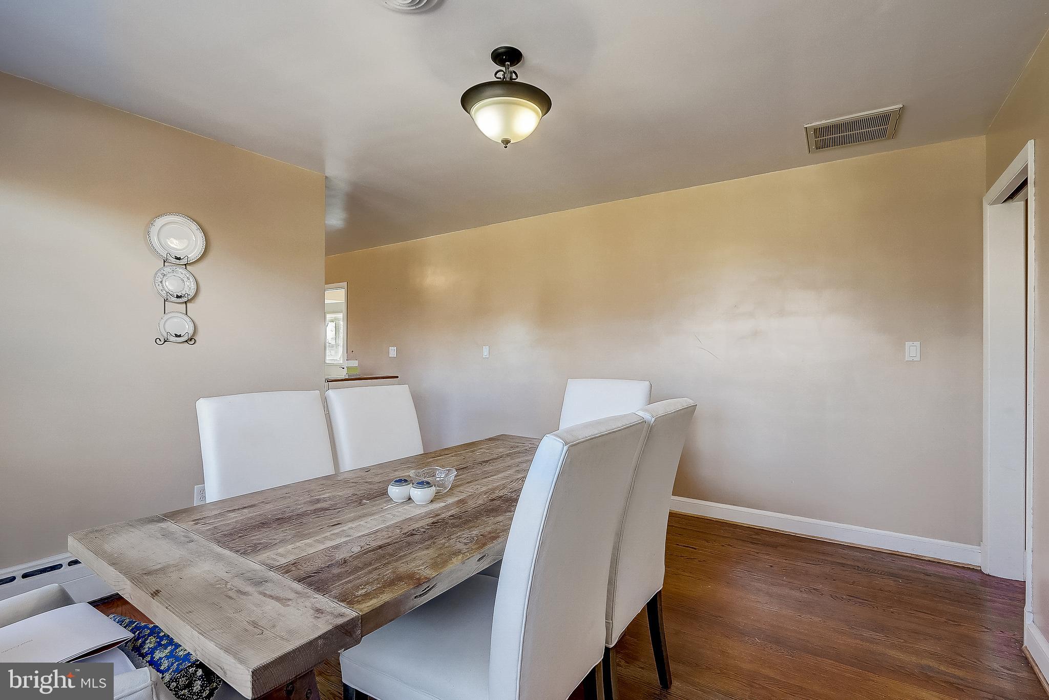 4255 Linthicum Road Dayton, MD 21036 - Photo 21 of 54 Gallery Image 21