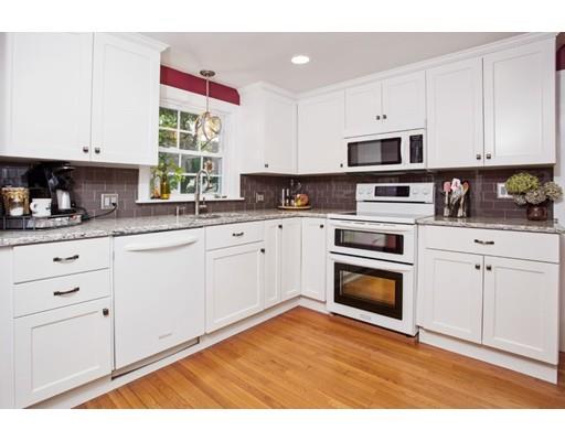 24 Coolidge Road Melrose, MA 02176 - Photo 16 of 40 Gallery Image 16