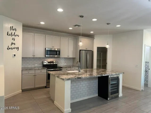 $2,495 | 1739 East Dogwood Lane, Gilbert, AZ 85295