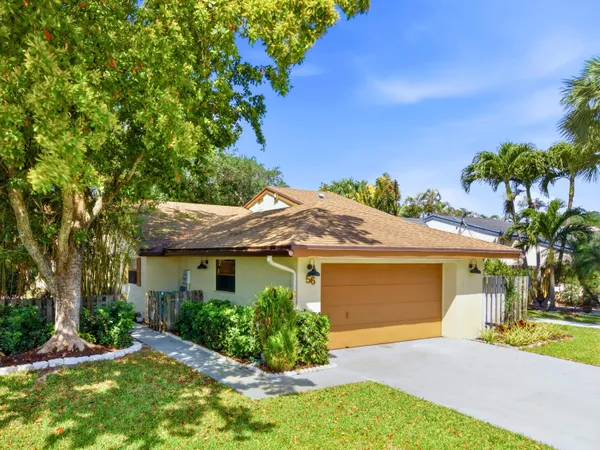 $445,000 | 56 Baytree Circle, Boynton Beach, FL 33436