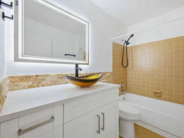 $445,000 | 56 Baytree Circle, Boynton Beach, FL 33436