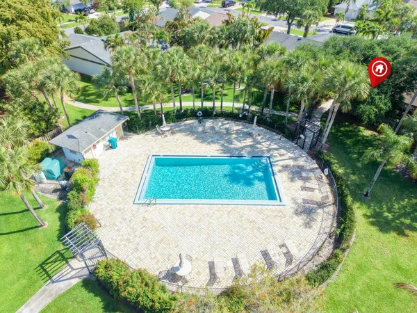 $445,000 | 56 Baytree Circle, Boynton Beach, FL 33436