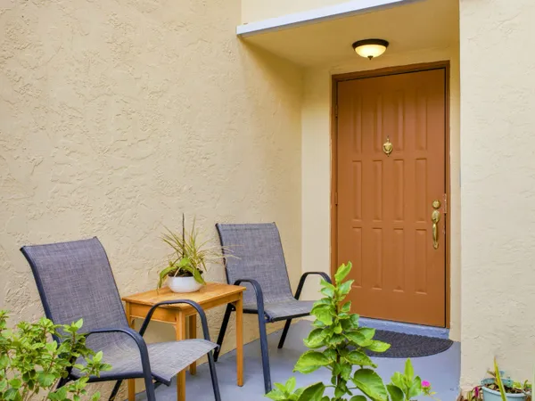 $445,000 | 56 Baytree Circle, Boynton Beach, FL 33436