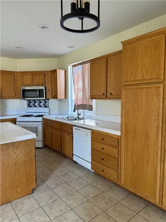$2,800 | 26469 Bradshaw Drive, Menifee, CA 92585