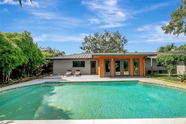 $635,000 | 1710 Brentwood Drive, Clearwater, FL 33756