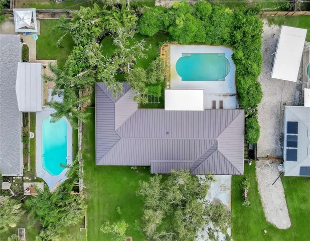 $635,000 | 1710 Brentwood Drive, Clearwater, FL 33756