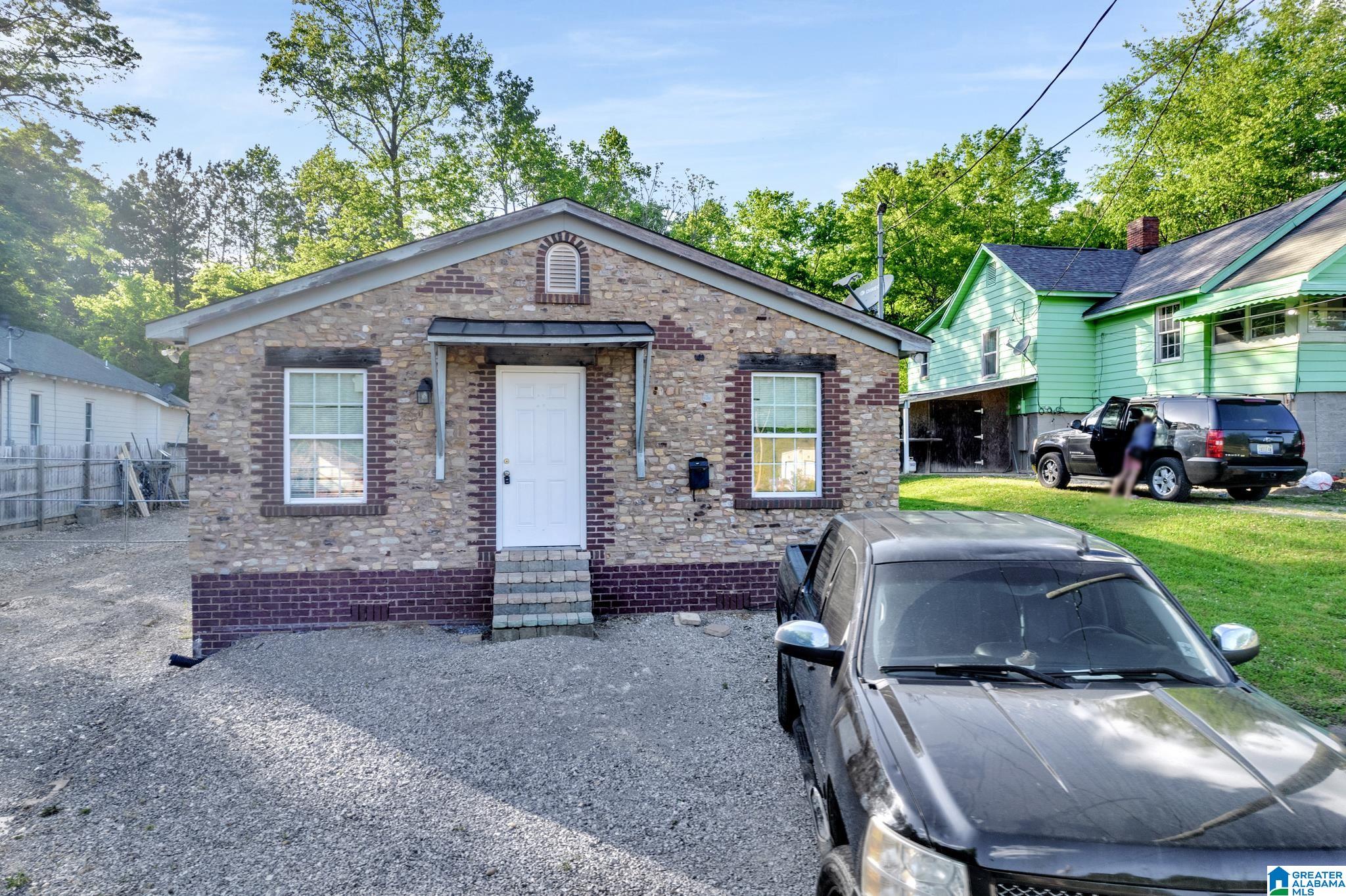 2838 Shannon Oxmoor Road Birmingham, AL 35211 - Photo 1 of 18