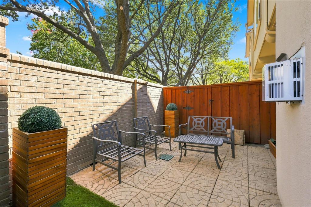 4131 Eastman Way Addison, TX 75001 - Photo 23 of 37 Gallery Image 23