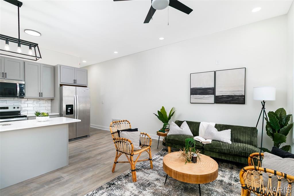 408 Fassen Street St. Louis, MO 63111 - Photo 4 of 22