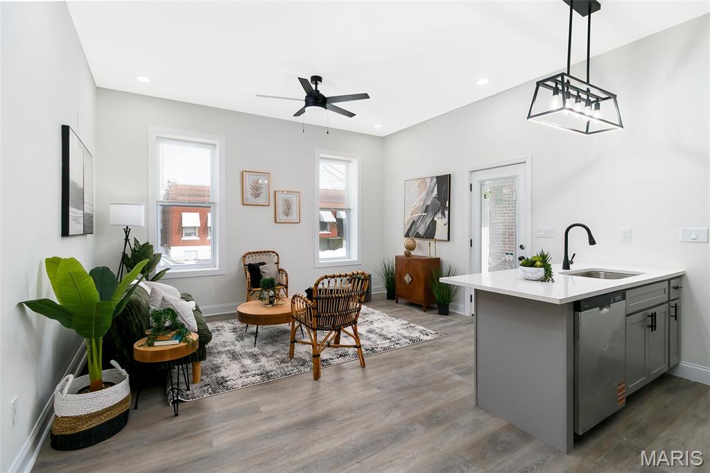 408 Fassen Street St. Louis, MO 63111 - Photo 6 of 22