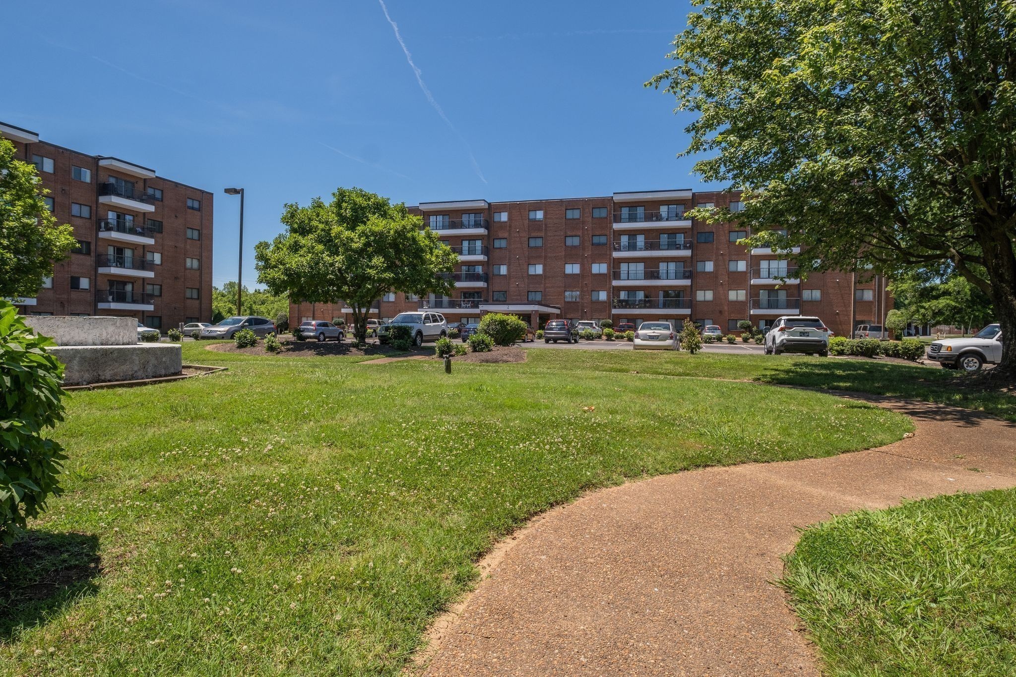 200 Sanders Ferry Road, Unit 2504 Hendersonville, TN 37075 - Photo 3 of 29 Gallery Image 3