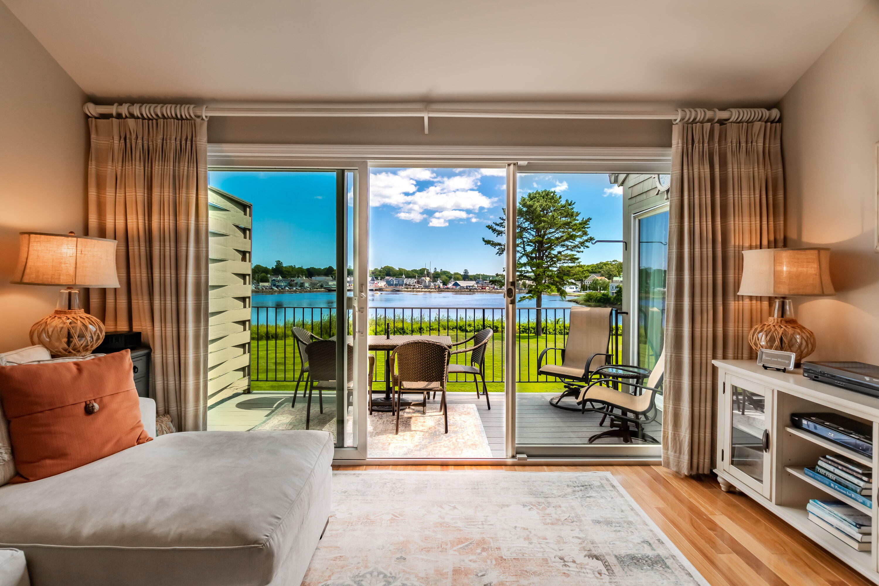 21 Port View Lane, Unit 11 Kennebunk, ME 04043 - Photo 1 of 55 37
