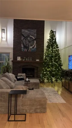 $777,000 | 12000 Aberdeen Road, Leawood, KS 66209