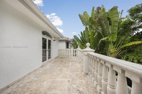 $3,600,000 | 4065 Battersea Road, Coconut Grove, FL 33133