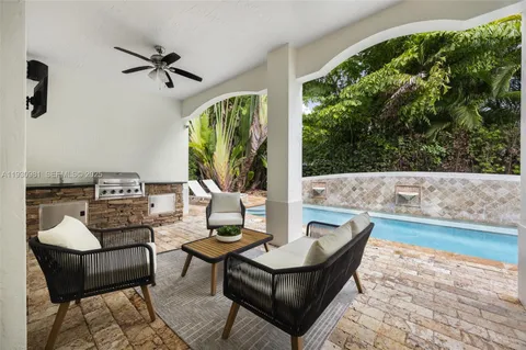 $3,600,000 | 4065 Battersea Road, Coconut Grove, FL 33133