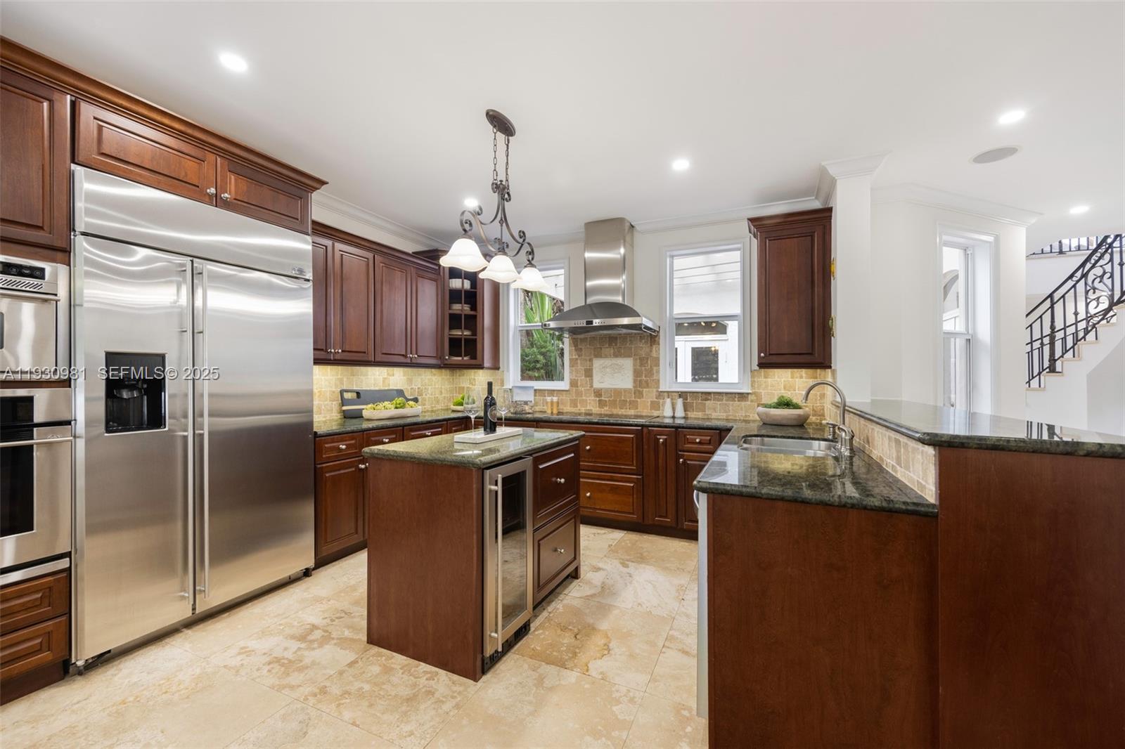 4065 Battersea Road Coconut Grove, FL 33133 - Photo 8 of 40