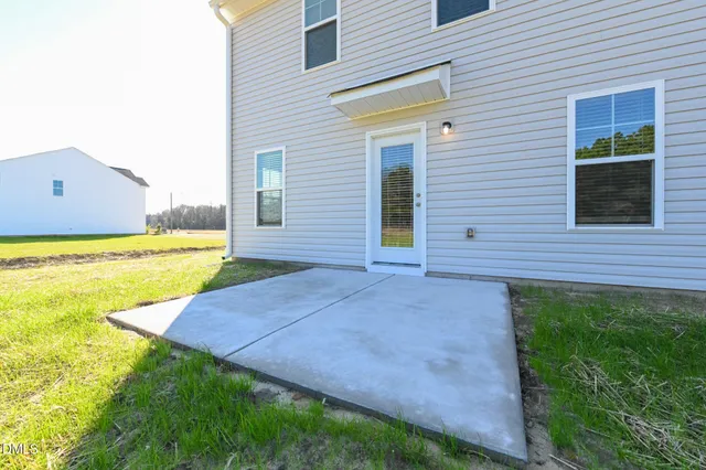 $319,950 | 101 Twin Pnes Court, Unit (LOT 65), La Grange, NC 28551