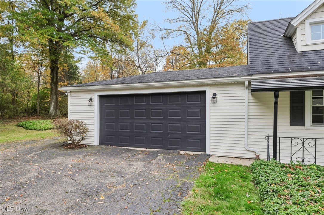 15745 Hemlock Road Chagrin Falls, OH 44022 - Photo 27 of 32 Gallery Image 27