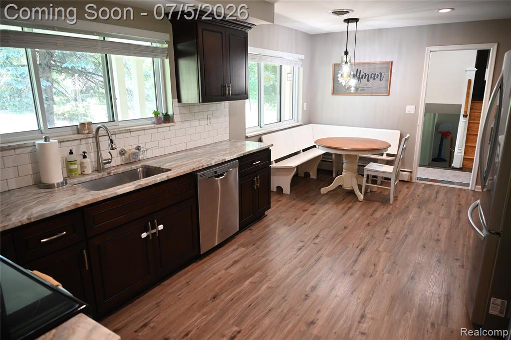 917 South Reading Road Bloomfield Hills, MI 48304 - Photo 11 of 41