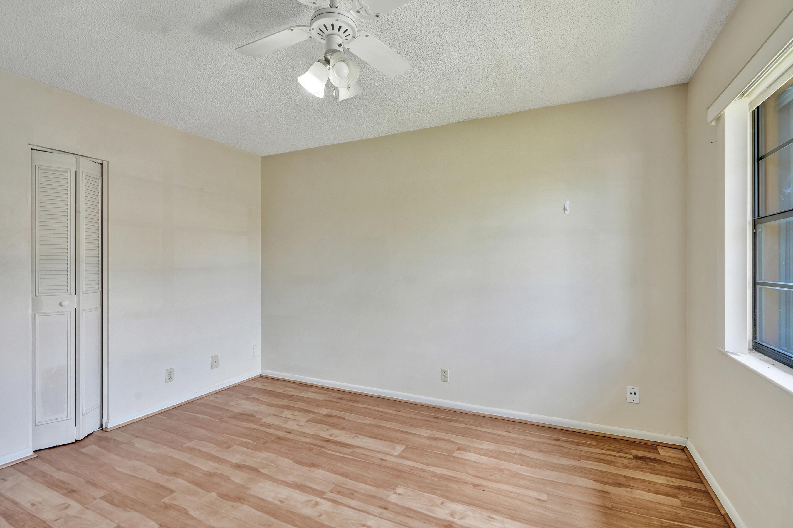 617 Banks Road, Unit 617 Margate, FL 33063 - Photo 15 of 51 DSC02713