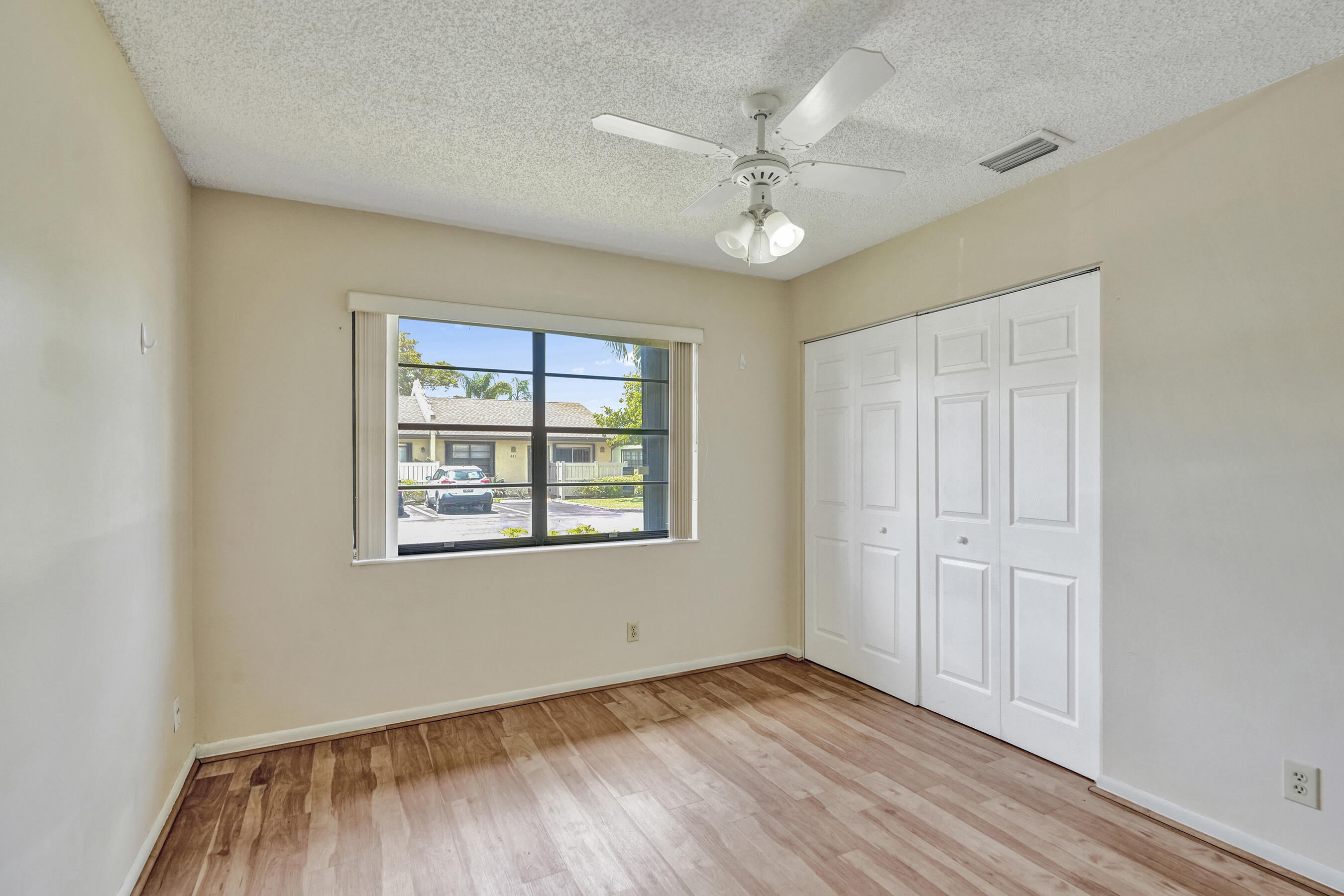 617 Banks Road, Unit 617 Margate, FL 33063 - Photo 17 of 51 DSC02719