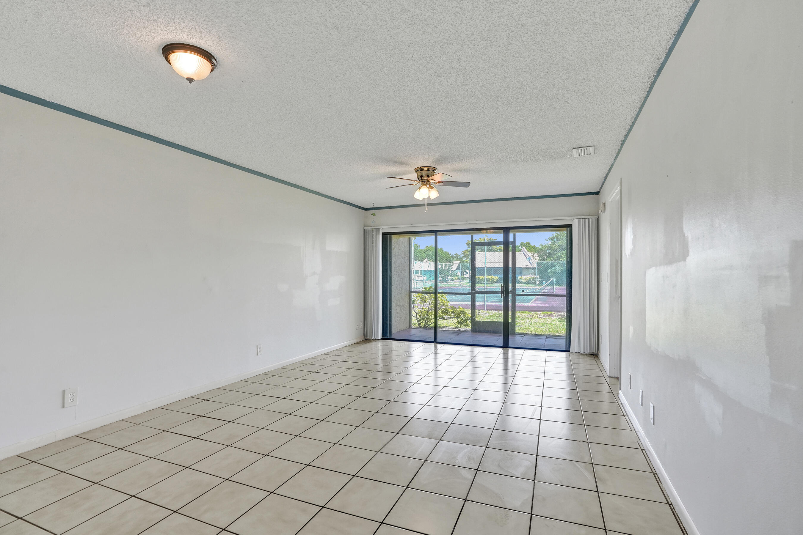617 Banks Road, Unit 617 Margate, FL 33063 - Photo 21 of 51 DSC02728