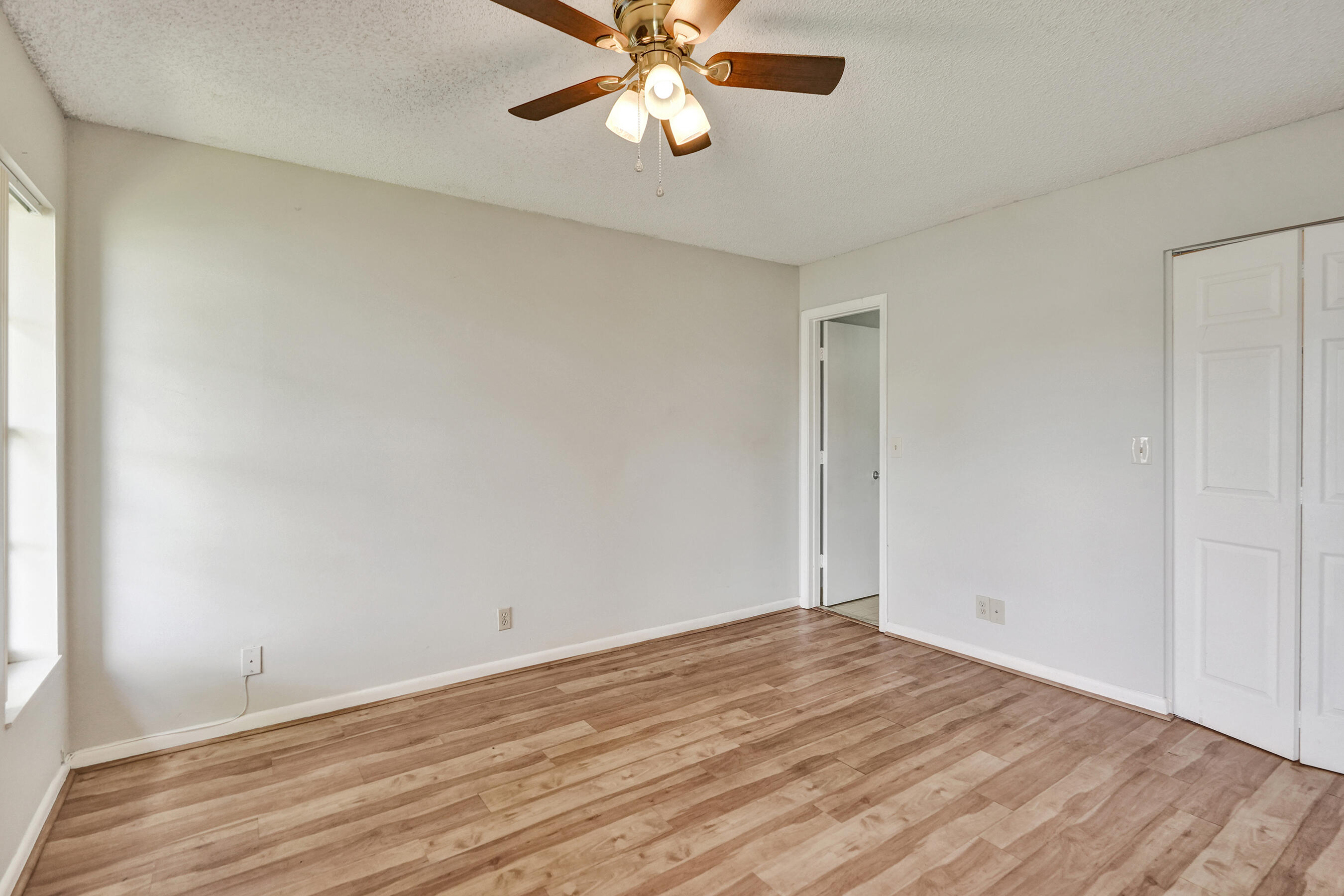 617 Banks Road, Unit 617 Margate, FL 33063 - Photo 26 of 51 DSC02743