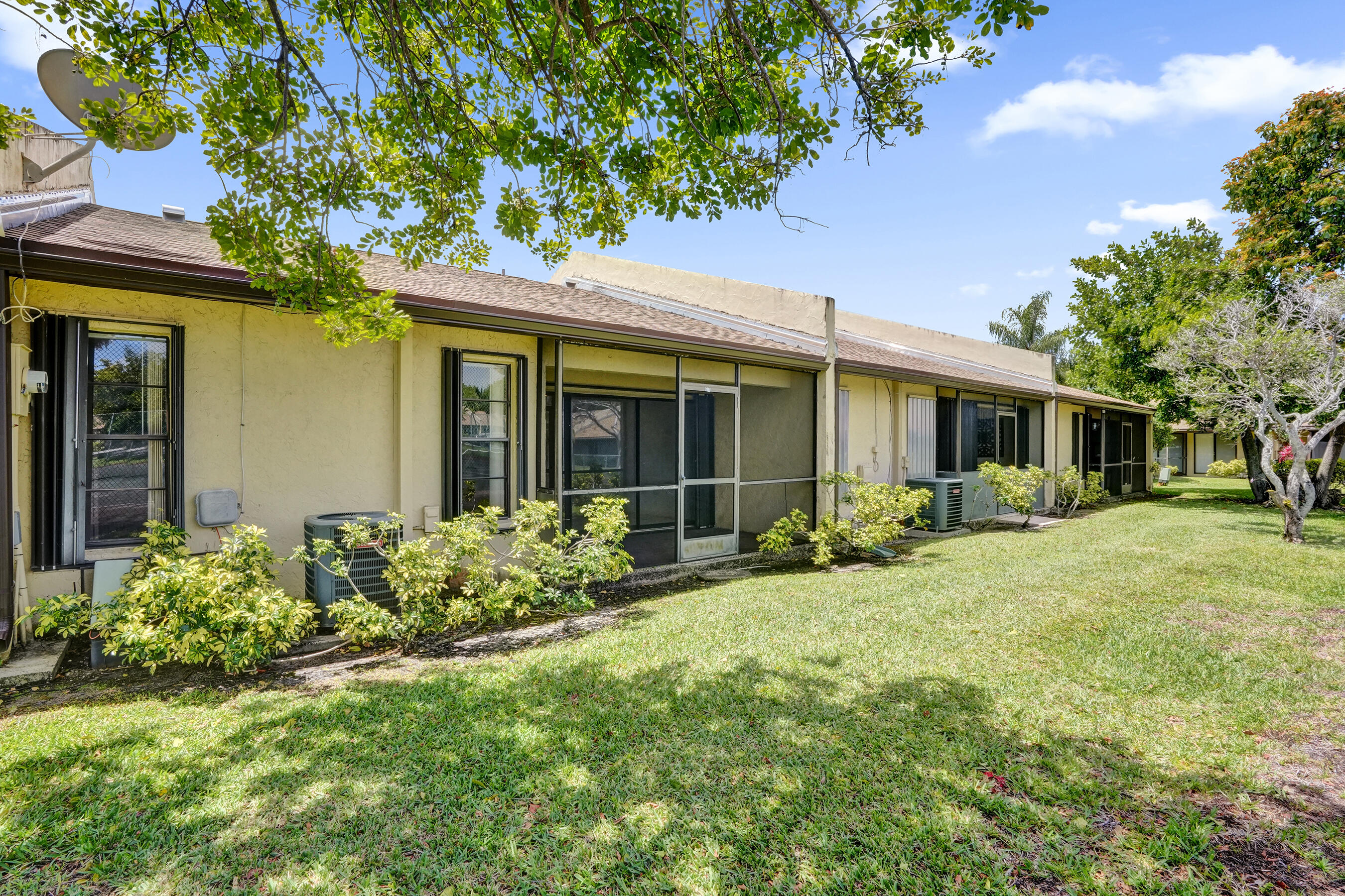 617 Banks Road, Unit 617 Margate, FL 33063 - Photo 40 of 51 DSC02791