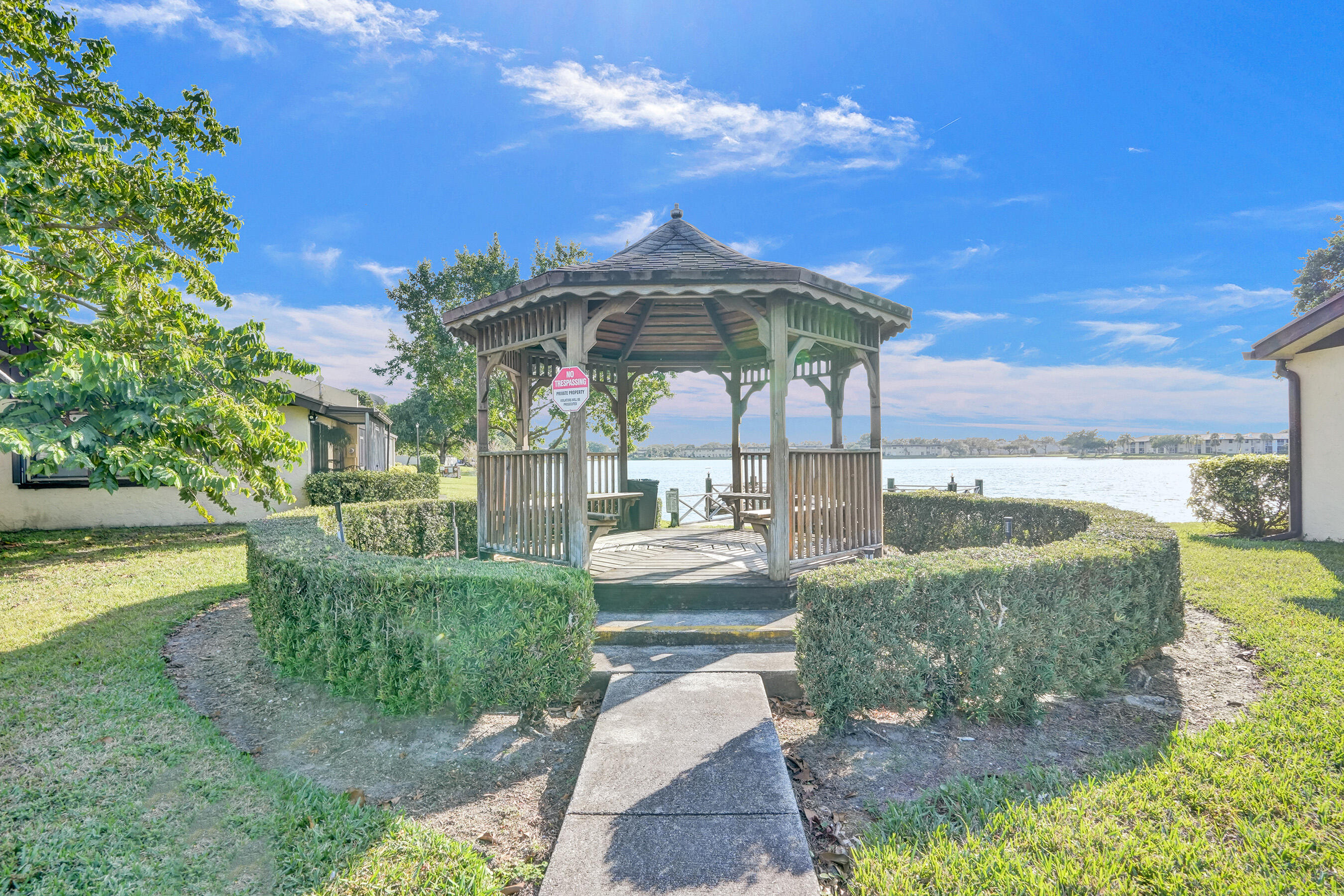 617 Banks Road, Unit 617 Margate, FL 33063 - Photo 43 of 51 DSC04591