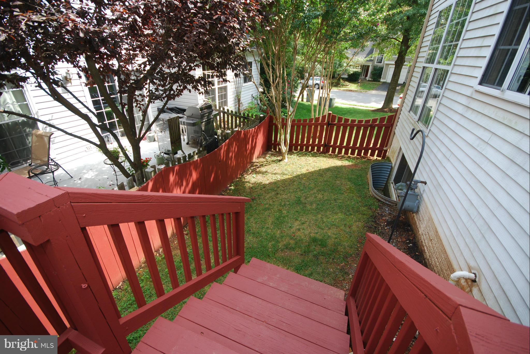 405 Deer Path Avenue Southwest Leesburg, VA 20175 - Photo 15 of 17 Exterior (General)