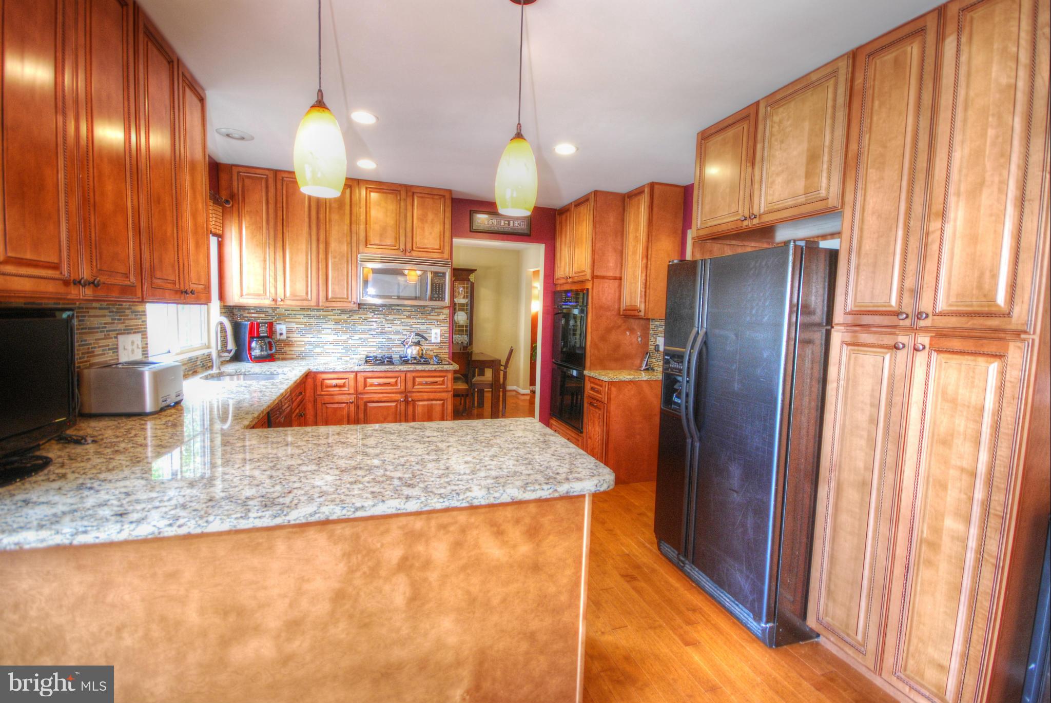 405 Deer Path Avenue Southwest Leesburg, VA 20175 - Photo 8 of 17 Kitchen