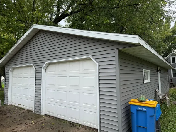 $174,900 | 114 2nd Street Southeast, Blooming Prairie, MN 55917