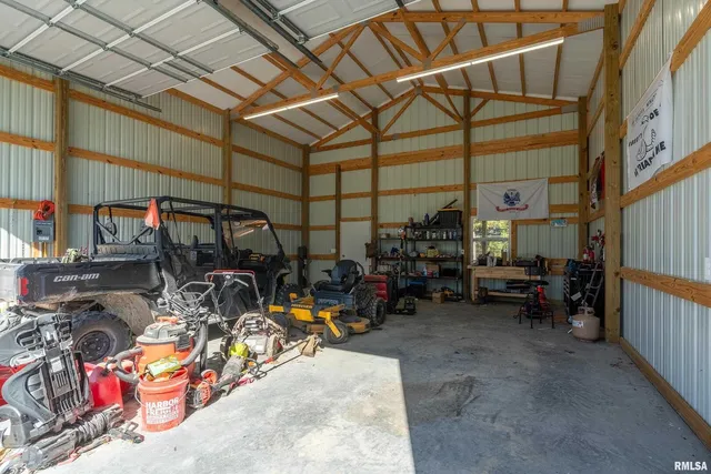 $319,000 | 412 Noah Lane, Carterville, IL 62918