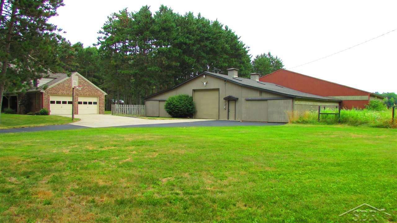 4510 Steel Hemlock, MI 48626 - Photo 80 of 84 31292255-80.JPG