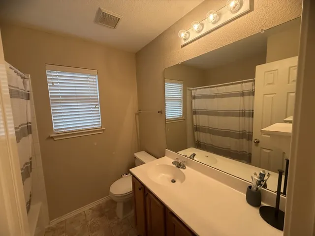 $2,100 | 11100 Shallow Water Road, Austin, TX 78717