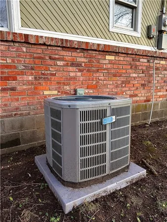 $135,000 | 634 North Oak Street, Iola, KS 66749