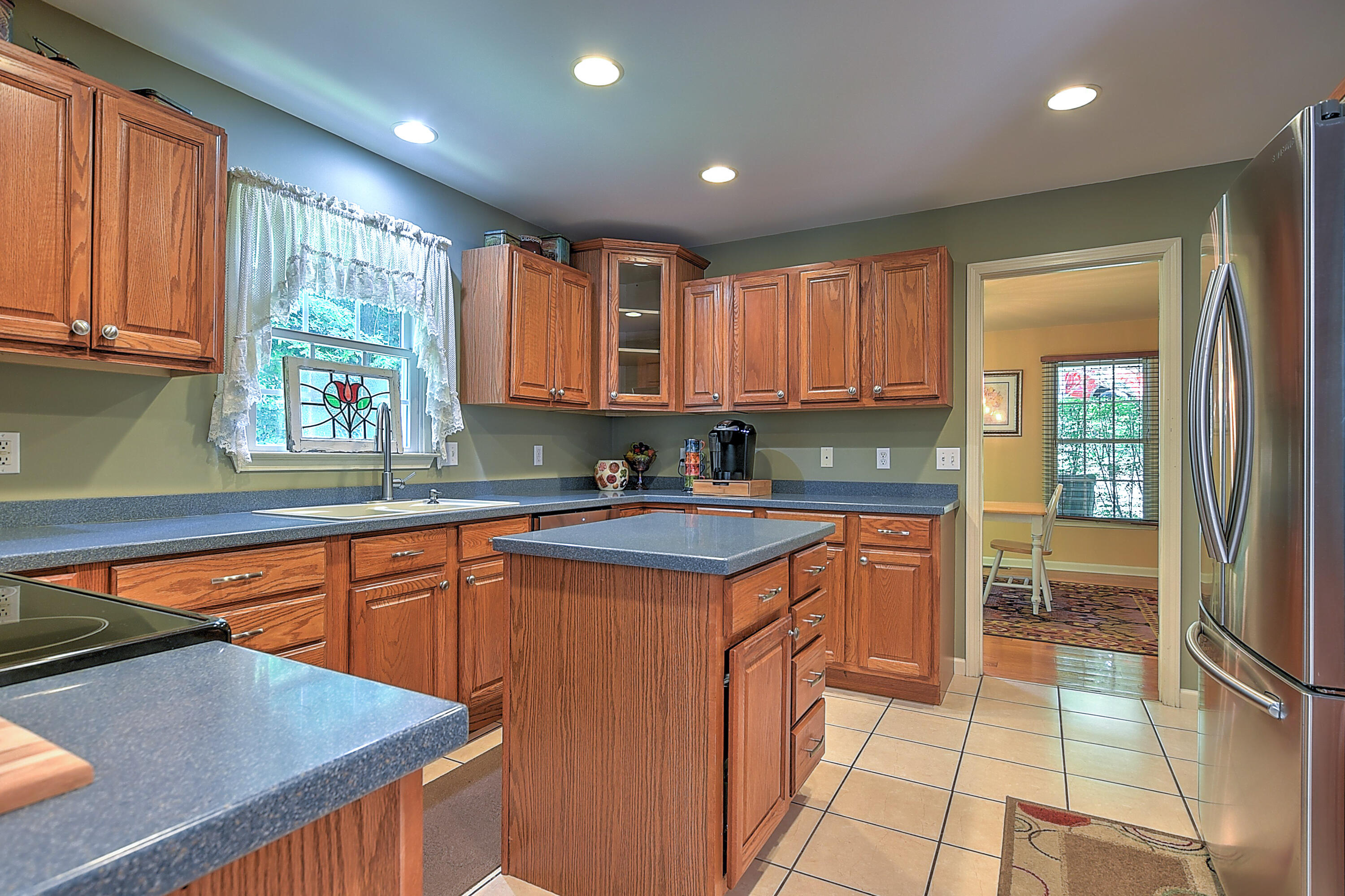 4209 Rustic Way Kingsport, TN 37664 - Photo 9 of 48 4209 RUSTIC WAY-9