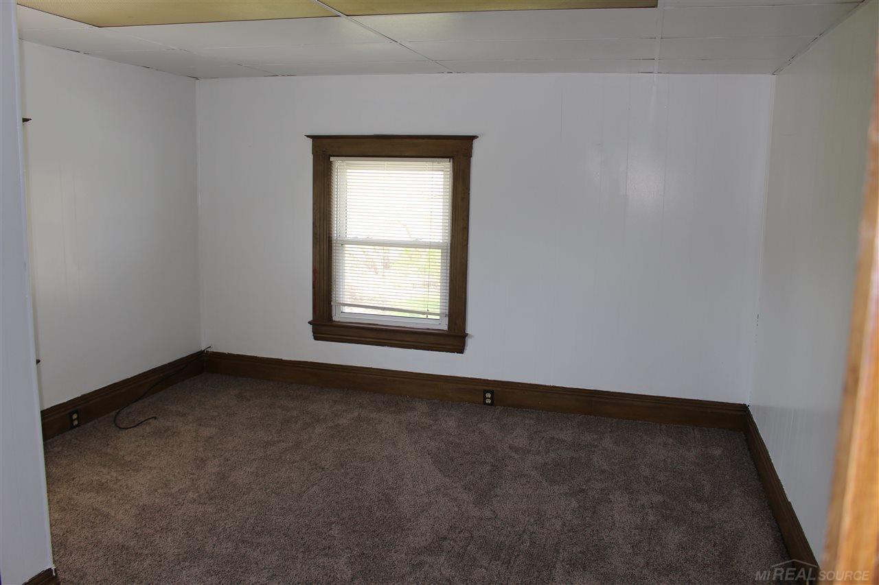 5554 Pointe Tremble Road Algonac, MI 48001 - Photo 29 of 36 31317942-28.JPG