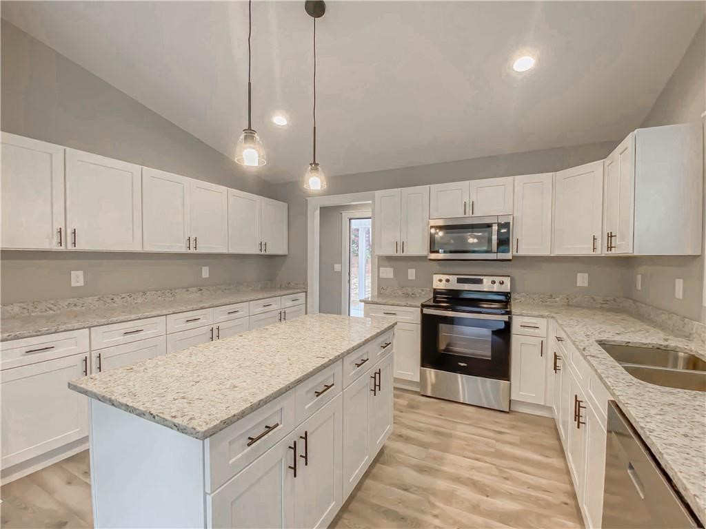 607 South Walnut Street Seneca, SC 29678 - Photo 12 of 40 Gallery Image 12