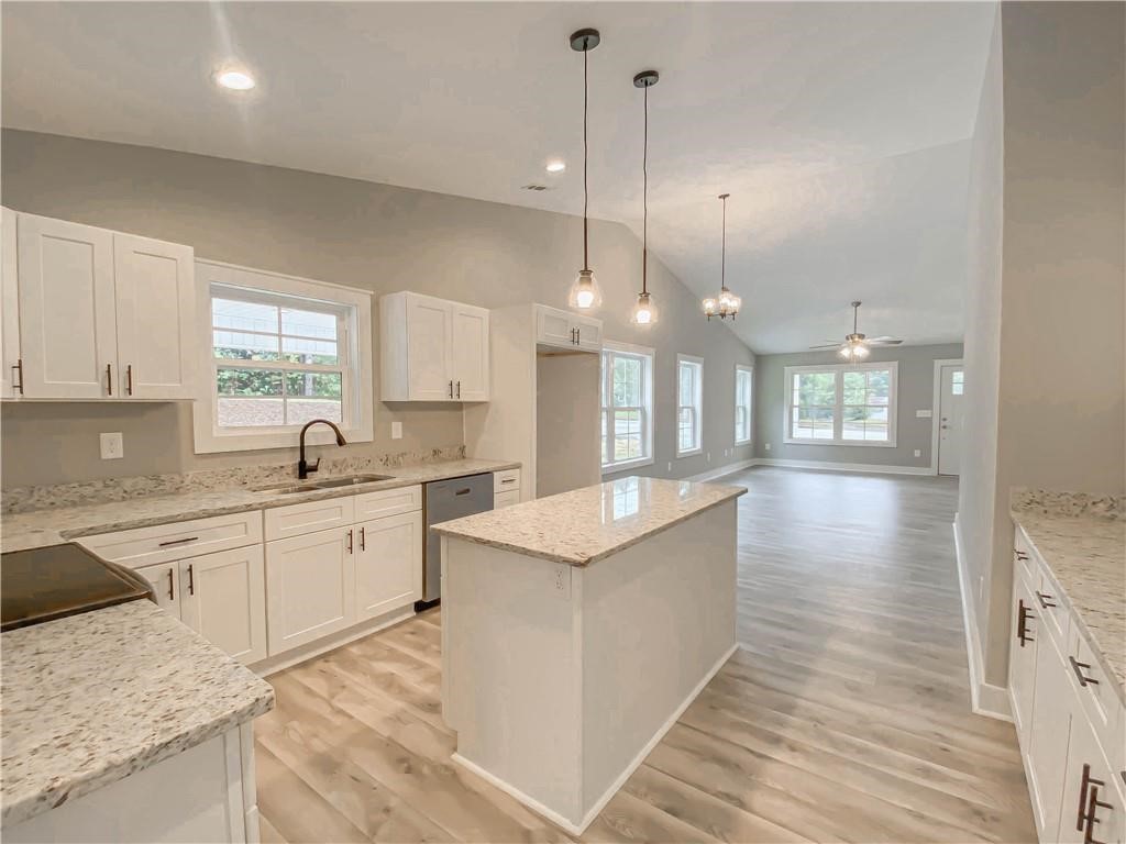 607 South Walnut Street Seneca, SC 29678 - Photo 13 of 40 Gallery Image 13