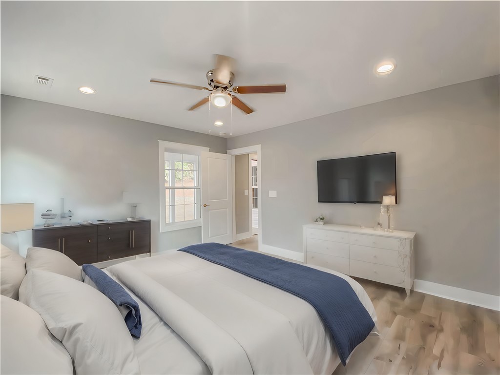 607 South Walnut Street Seneca, SC 29678 - Photo 16 of 40 Gallery Image 16