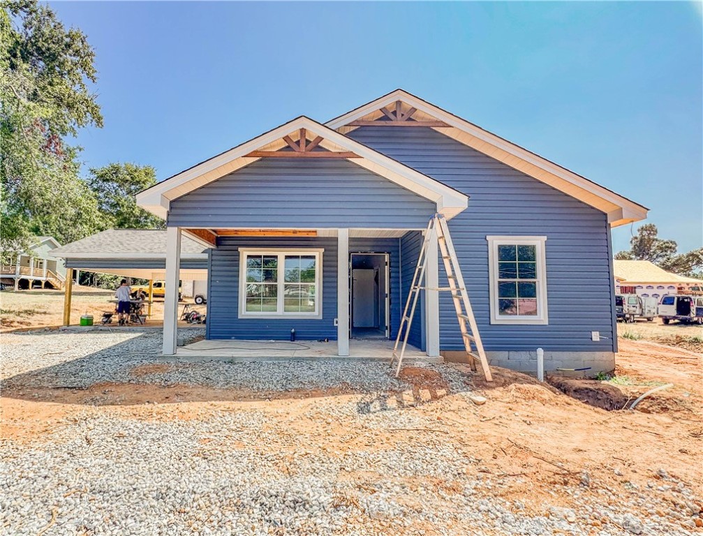 607 South Walnut Street Seneca, SC 29678 - Photo 4 of 40 Gallery Image 4