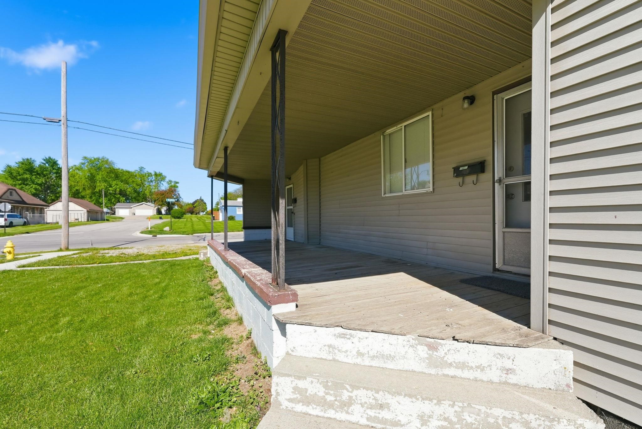 501 North Broadway Street Butler, IN 46721 - Photo 5 of 34