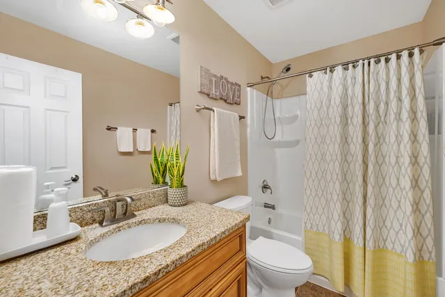 $259,800 | 1047 Heron Circle, Joliet, IL 60431