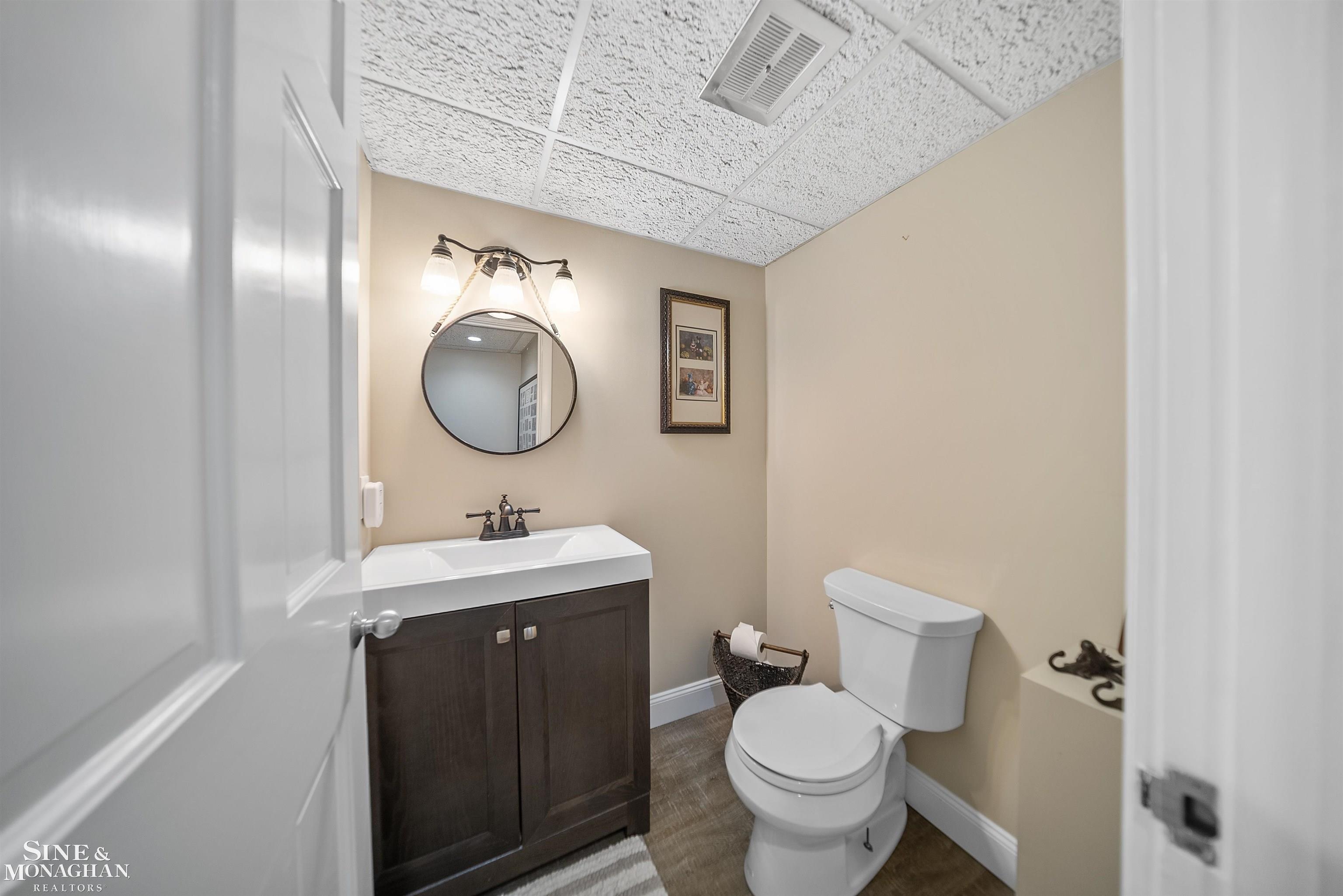 835 Lake Shore Road Grosse Pointe, MI 48236 - Photo 46 of 73 Basement Half Bath