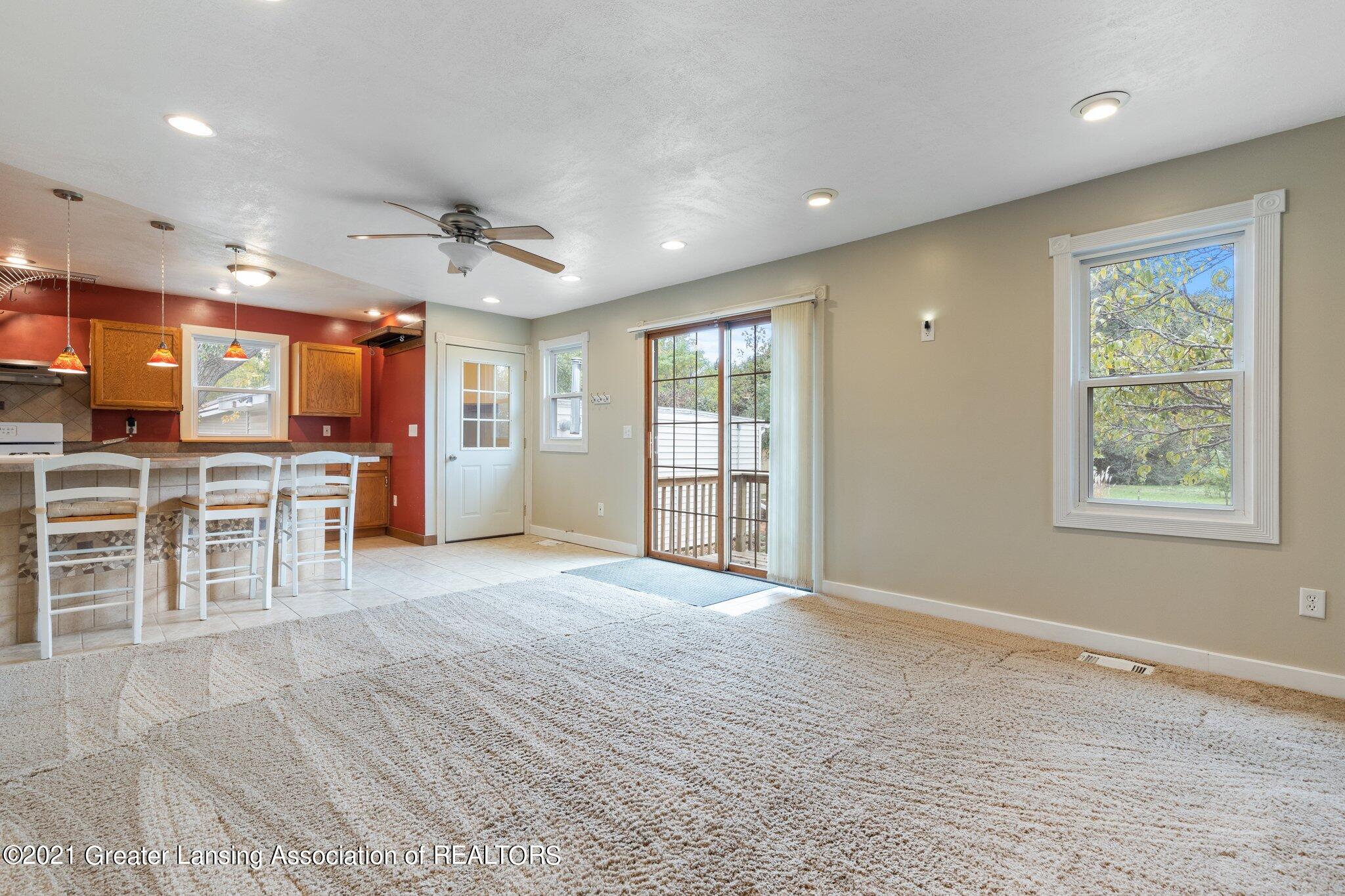 16600 Sweet Road Lansing, MI 48906 - Photo 13 of 36 Family room