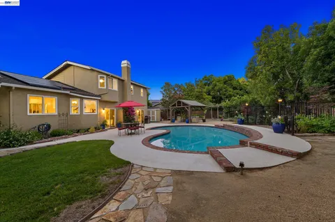 $1,895,000 | 4183 Hall Court, Pleasanton, CA 94566