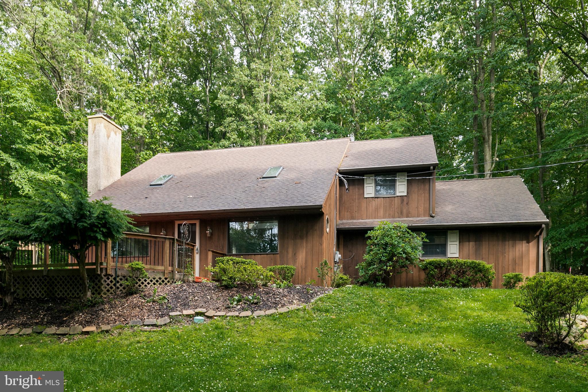 715 Country Club Road Phoenixville, PA 19460 - Photo 1 of 30 Gallery Image 1
