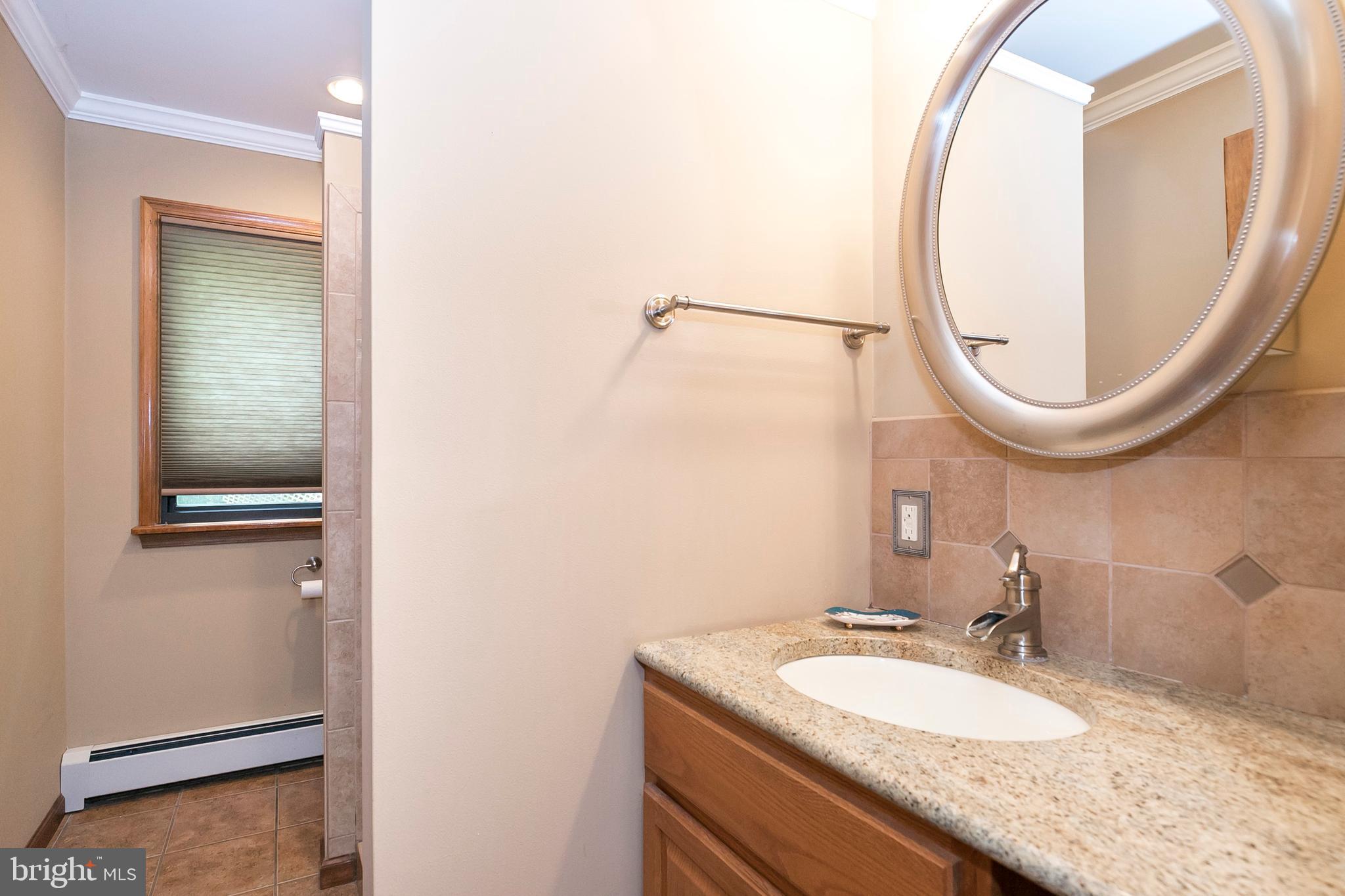 715 Country Club Road Phoenixville, PA 19460 - Photo 12 of 30 Main Floor Bath